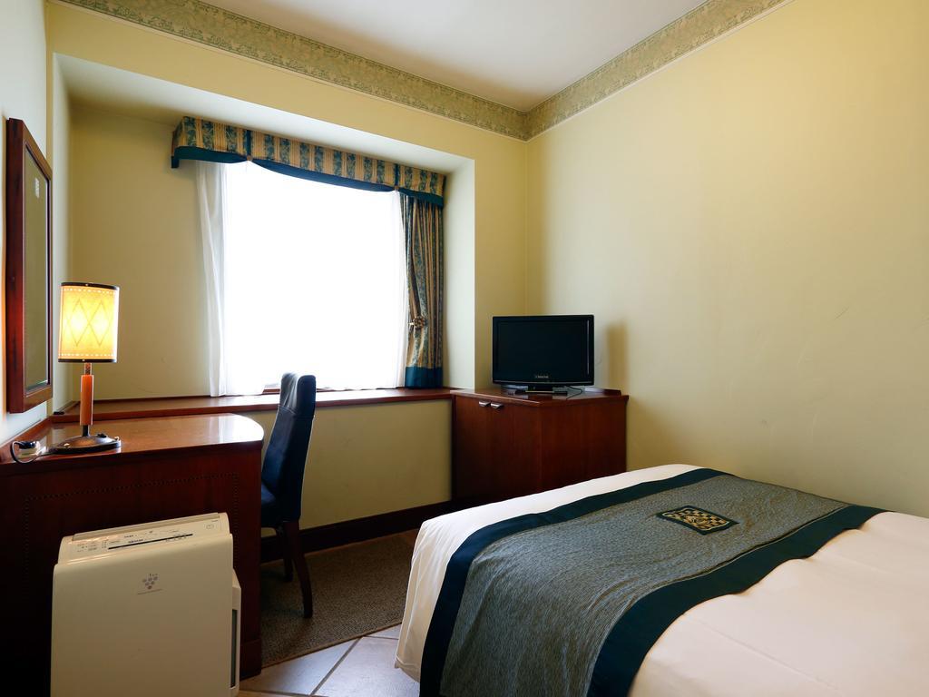 Hotel Monterey 4*
