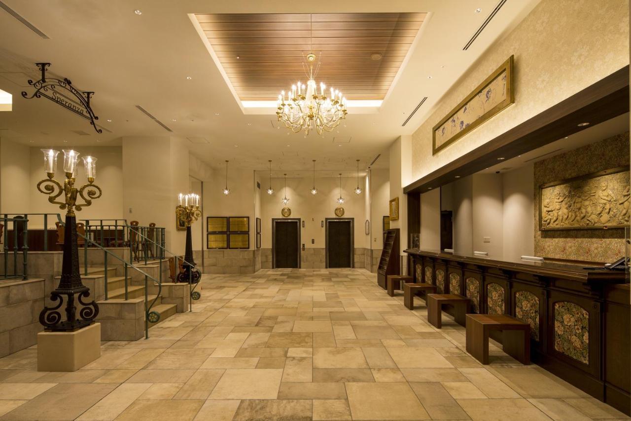 Hotel Monterey